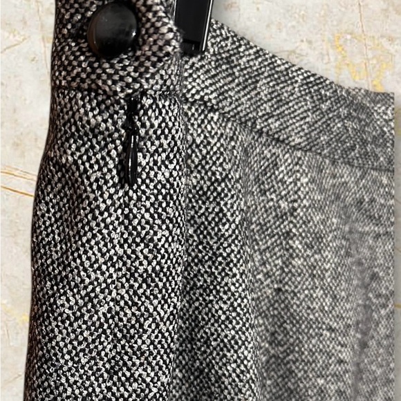 Talbots Classic Tweed Skirt Suit - Picture 10 of 15